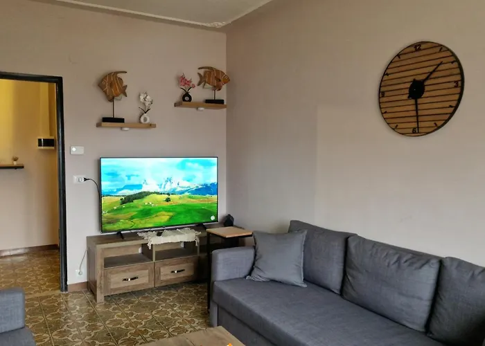 Modern Escape In Between Alps And Sea Apartament